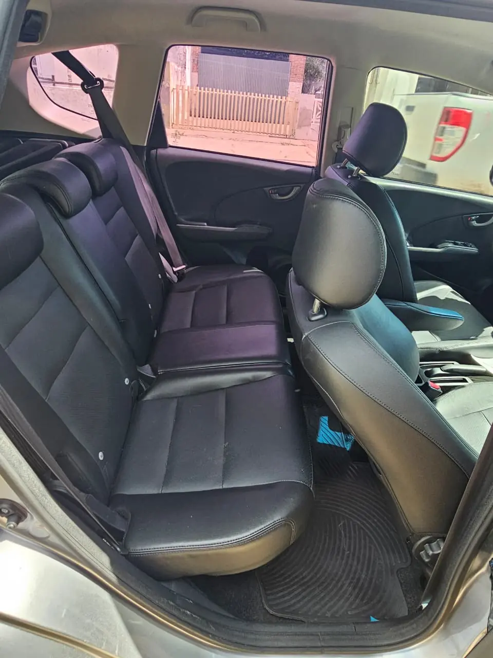 
								HONDA FIT EX L 1.5 L 2014 completo									