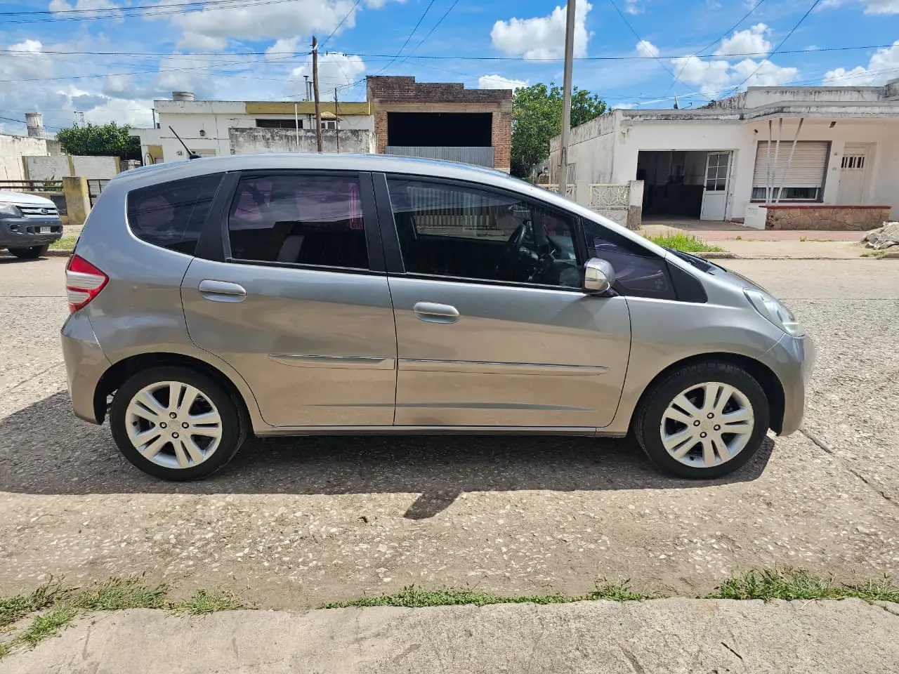 
								HONDA FIT EX L 1.5 L 2014 completo									