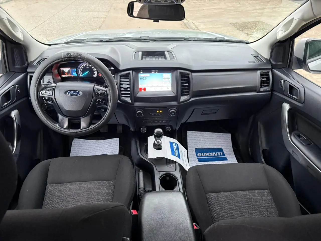 
								FORD RANGER CABINA DOBLE 2020 completo									