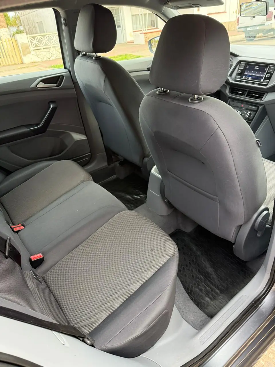 
								VOLKSWAGEN T CROSS 2021 completo									