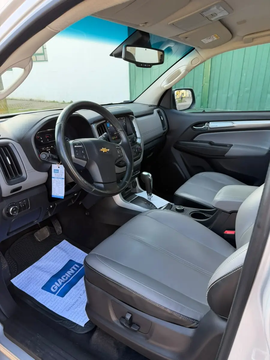 
								CHEVROLET S-10 LTZ CAB. DOBLE 2.8L 2021 completo									