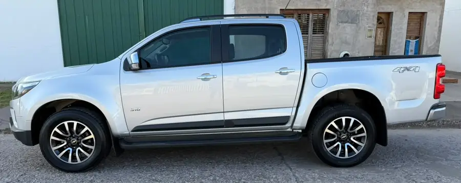 
								CHEVROLET S-10 LTZ CAB. DOBLE 2.8L 2021 completo									