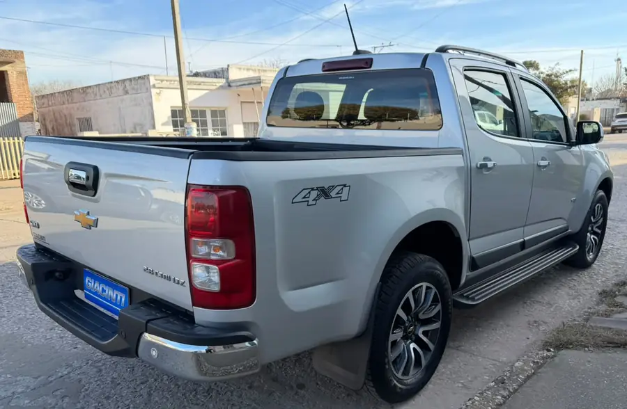 
								CHEVROLET S-10 LTZ CAB. DOBLE 2.8L 2021 completo									