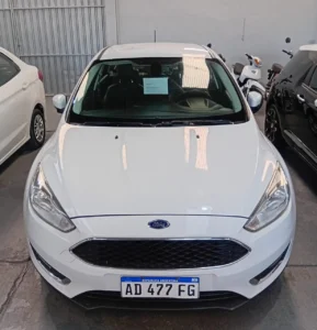 FORD FOCUS SE 2.0L 2019
