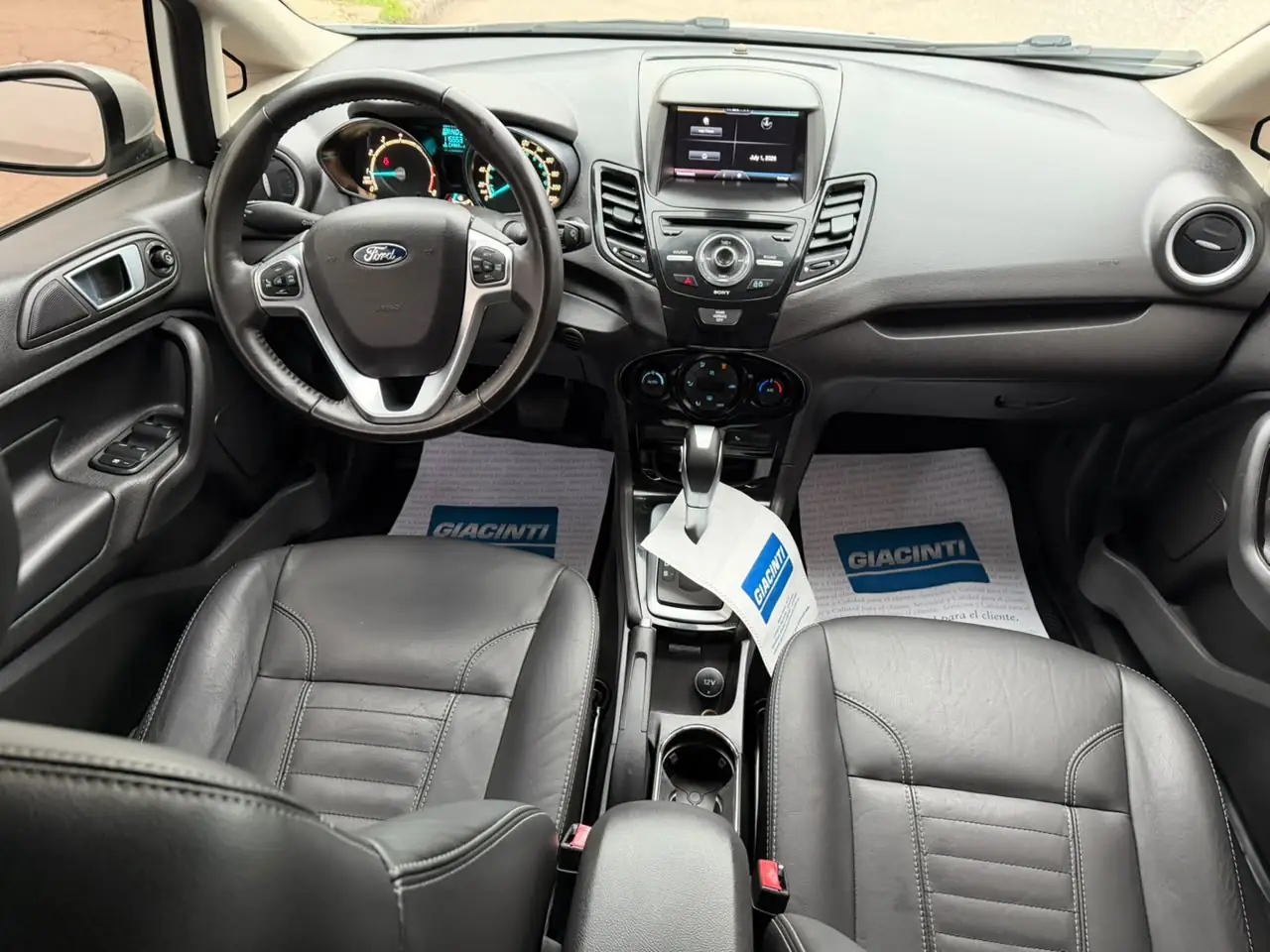 
								FORD FIESTA KINETIC TITANIUM 1.6L 2014 completo									