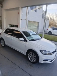VOLKSWAGEN GOLF CONFORTLINE 1.4 L 2019