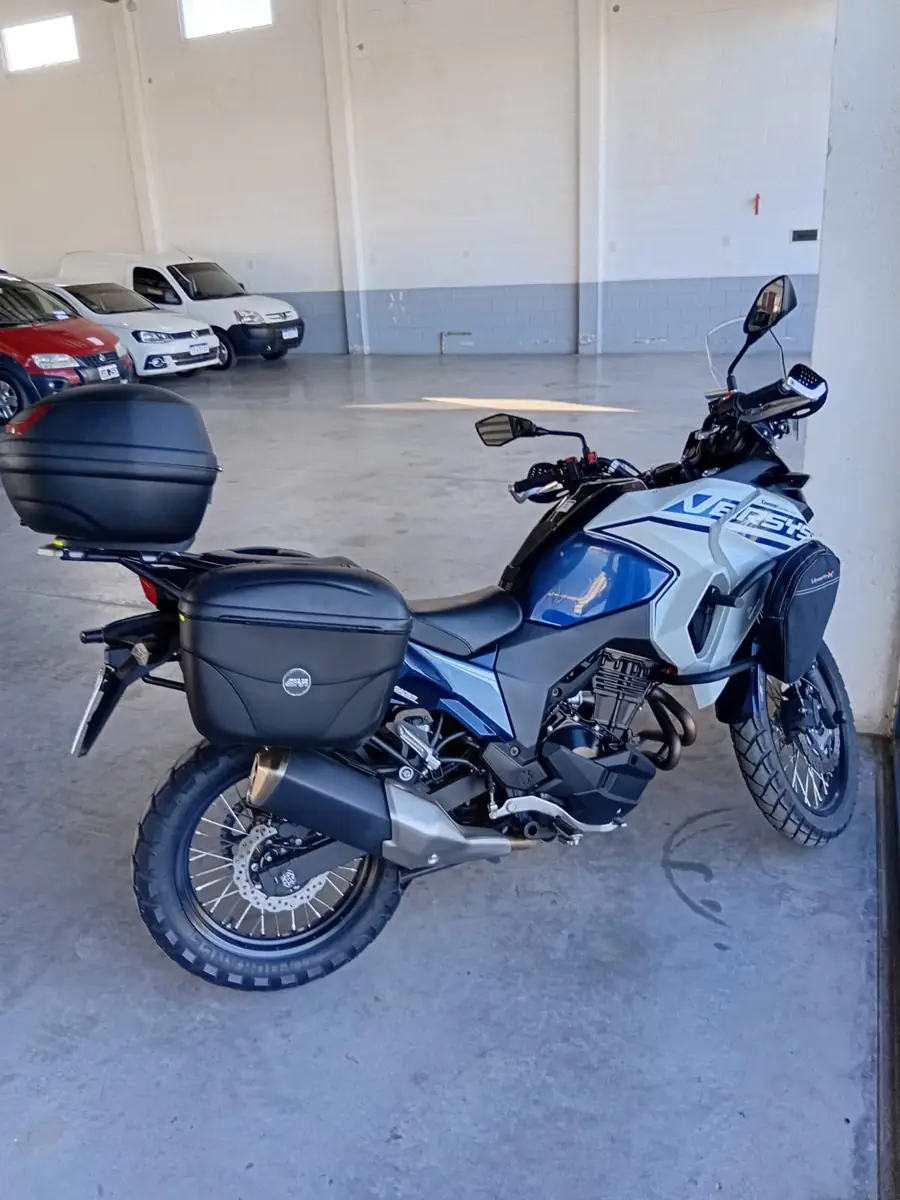 
								MOTO – KAWASAKI VERSYS X 300 completo									