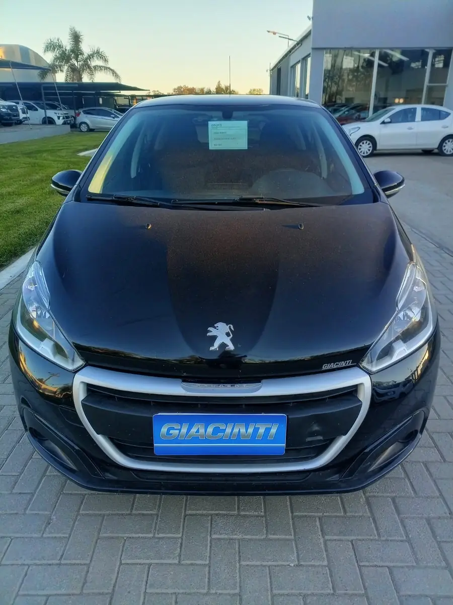 
								PEUGEOT 208 ACTIVE 1.6L 2018 completo									