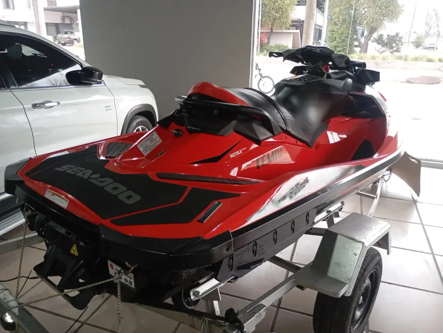 
								MOTO-AGUA – SEADOO RXPX 300 RS CON TRAILER 92Hs 2017 completo									
