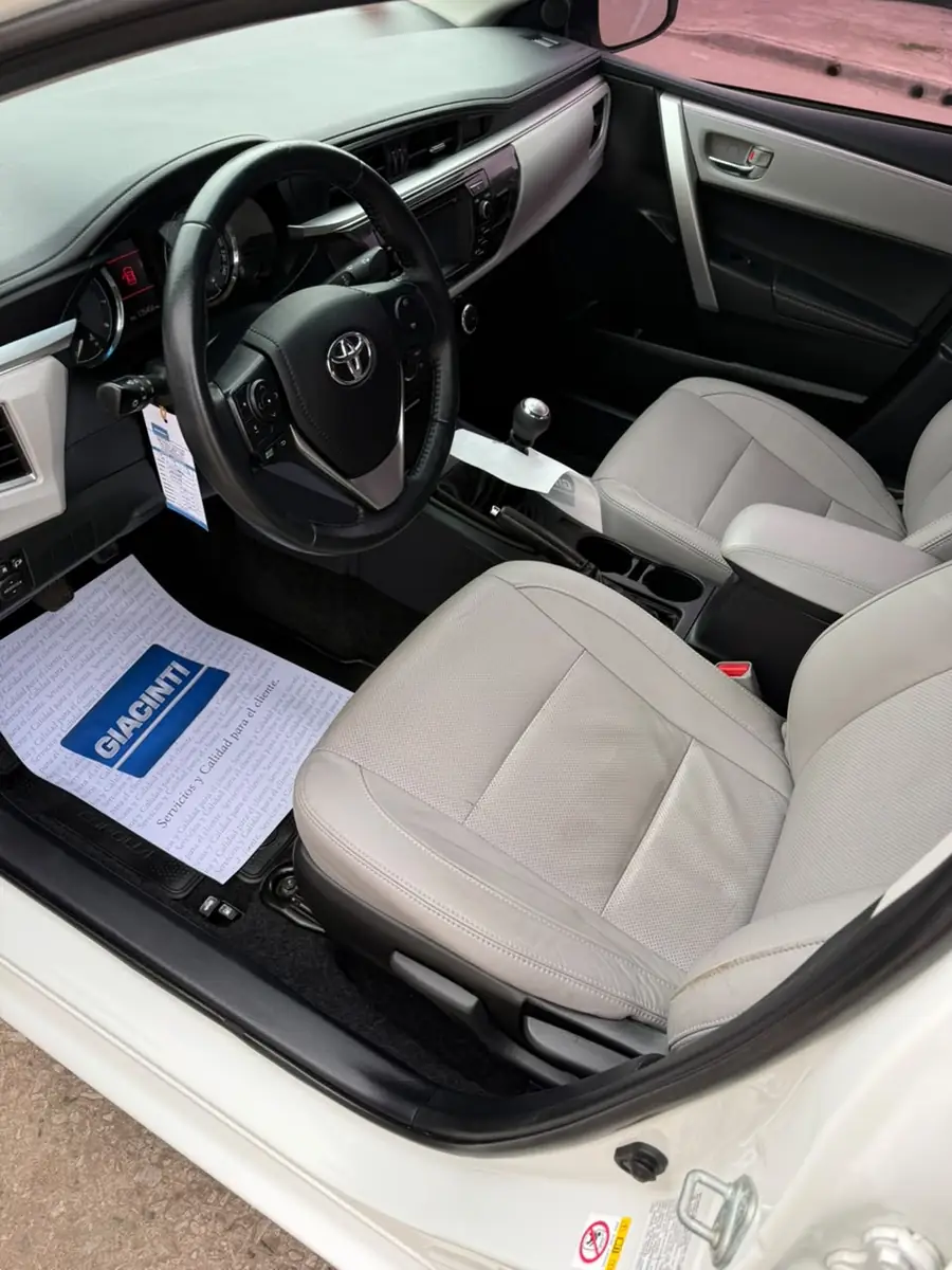 
								TOYOTA COROLLA XE I 1.8L 2017 completo									