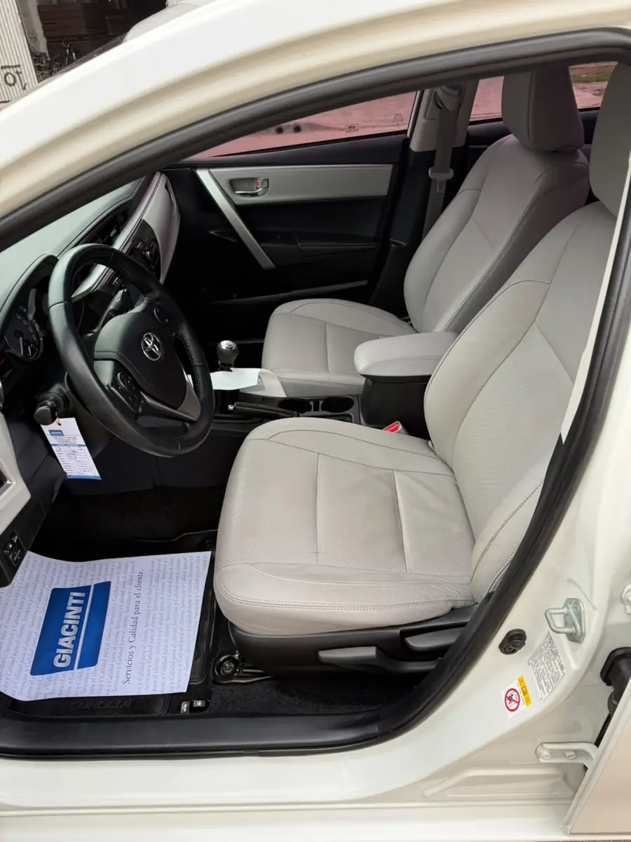 
								TOYOTA COROLLA XE I 1.8L 2017 completo									