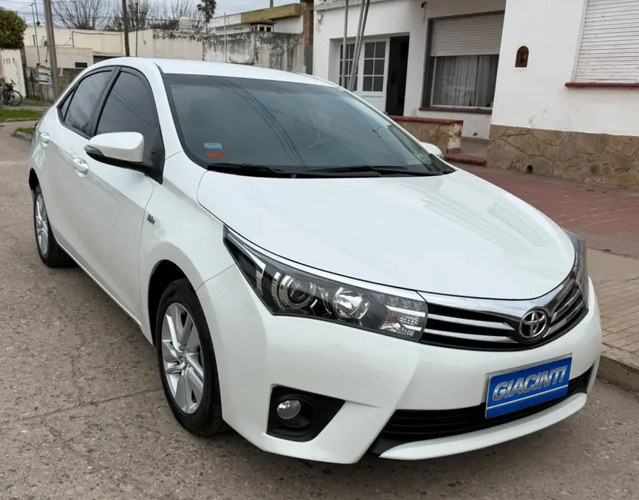 
								TOYOTA COROLLA XE I 1.8L 2017 completo									