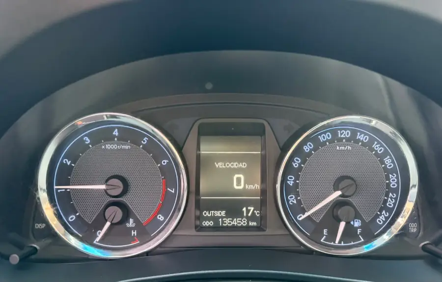 
								TOYOTA COROLLA XE I 1.8L 2017 completo									