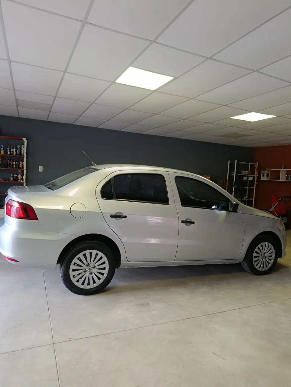 
								VOLKSWAGEN VOYAGE CONFORTLINE 1.6L 2013 completo									