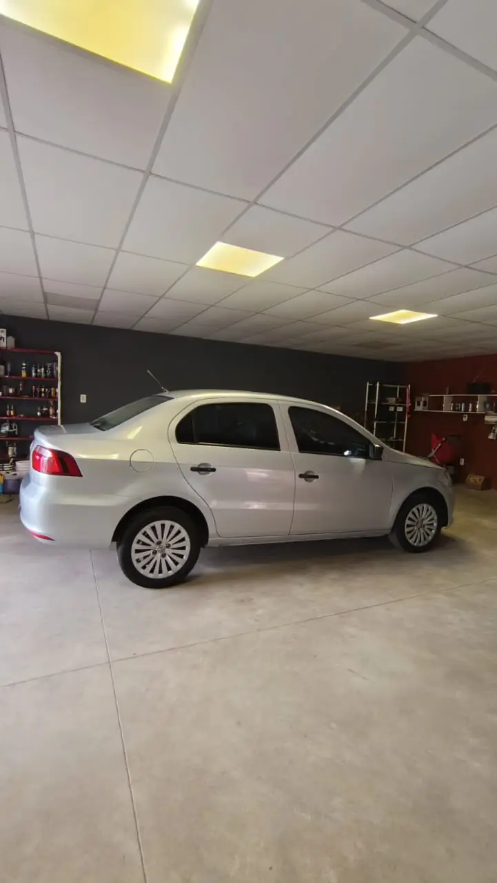 
								VOLKSWAGEN VOYAGE CONFORTLINE 1.6L 2013 completo									