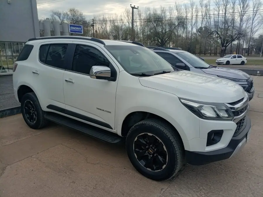 
								CHEVROLET TRAILBLAZER 2.8L 2021 completo									