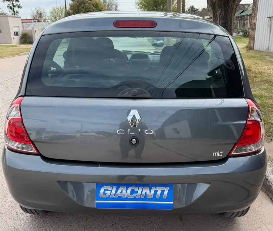 
								RENAULT CLIO MIO CONFORT 5P 1.2L 2016 completo									