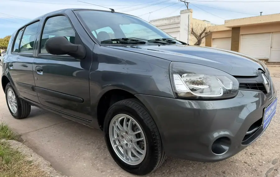 
								RENAULT CLIO MIO CONFORT 5P 1.2L 2016 completo									