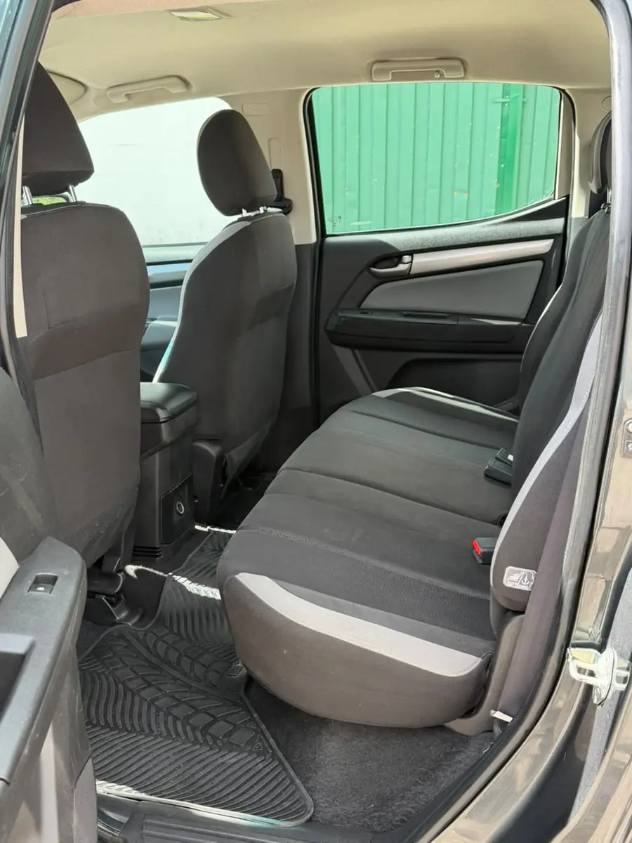 
								CHEVROLET S-10 CAB. DOBLE LT 2.8L 2021 completo									
