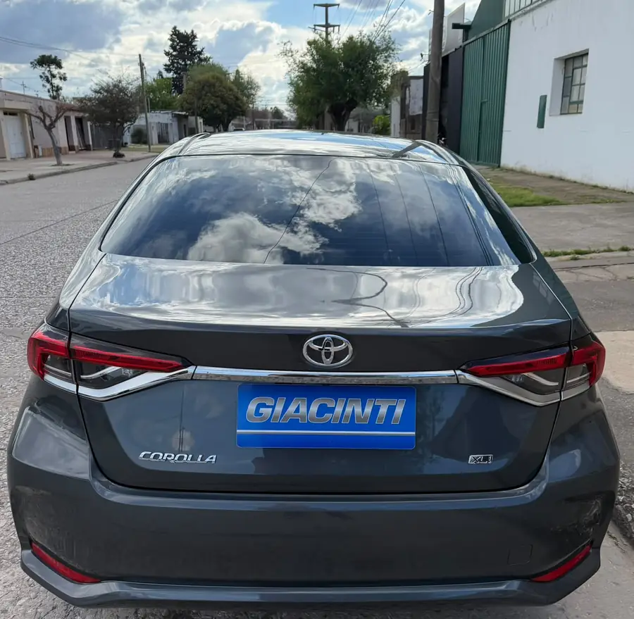 
								TOYOTA COROLLA XLI 2.0L 2024 completo									